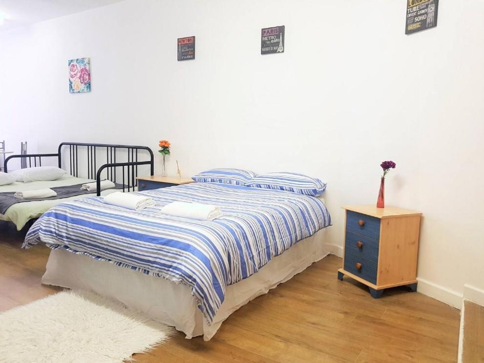 Lovely Private Room Near Central Лондон Экстерьер фото